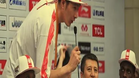 “六中四奇迹！勇士缺阵大将，能否再创胜利神话？”